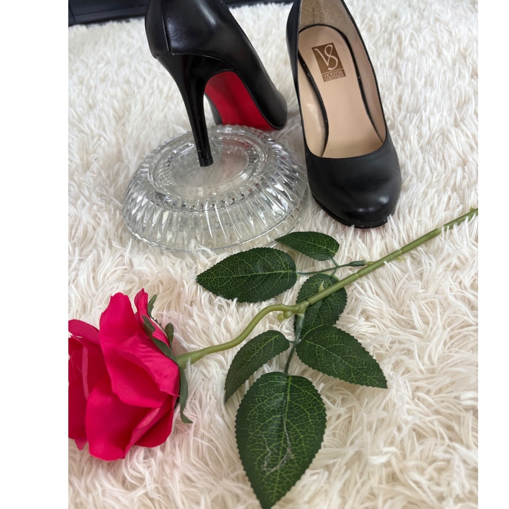 Victotia Spencer Black Leather Pumps Round Toe‎ Red Bottoms Sole Heels Classic